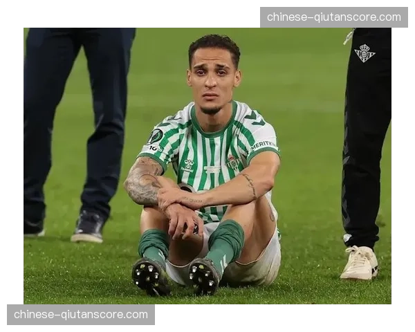 贝蒂斯控球率占优转化率低 安东尼边路内切缺乏终结效率 贝蒂斯控球率占优转化率低 安东尼边路内切缺乏终结效率